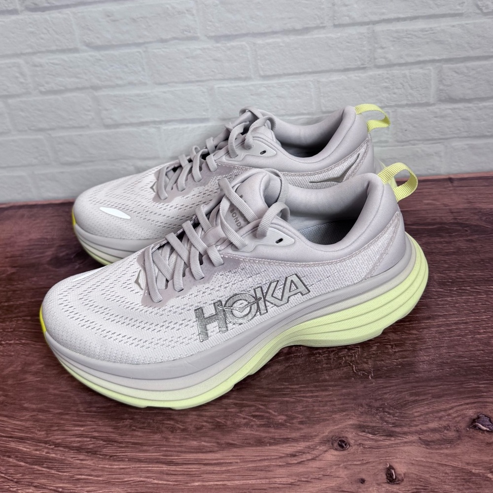 Hoka Bondi 8 Sneakers